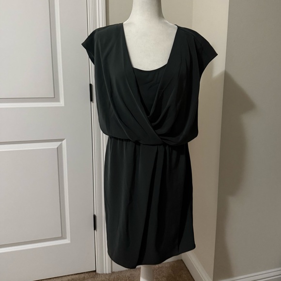 DKNYC Gray Draped Faux Wrap Cap Sleeve Dress Size L - Picture 9 of 9